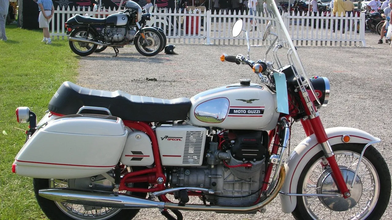 Moto Guzzi V7 Special 850